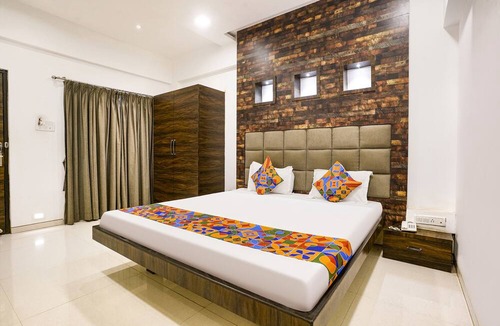 Palghar Hotel | Fabhotel Blue Roof Sea Side