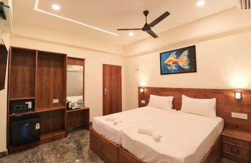 Sriperumbudur Hotel | Krishna's Inn