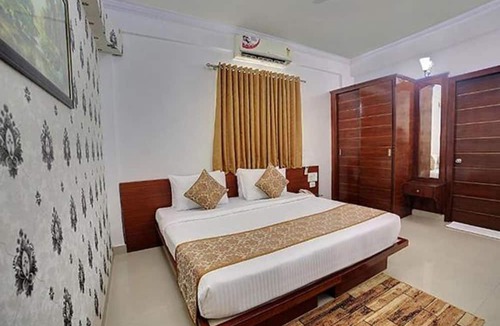 Kadubeesanahalli Hotel | FabHotel Prime Liverpool Blue