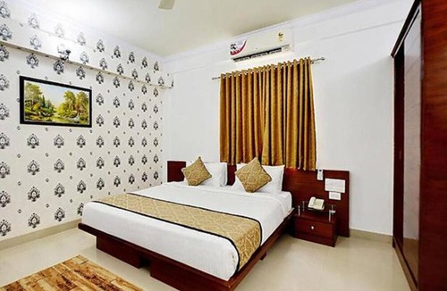 Kadubeesanahalli Hotel | FabHotel Prime Liverpool Blue