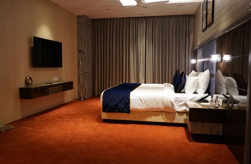 Siliguri Hotel | Hiland Hotel