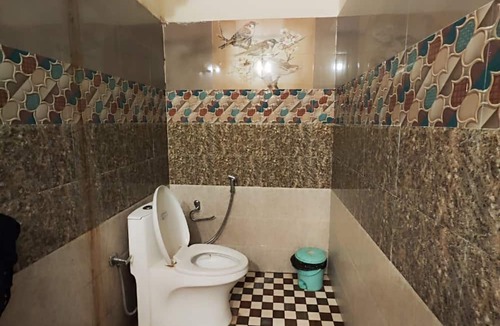 Sirala Hotel | Goroomgo Naturevilla Cafe & Homestay Rishikesh