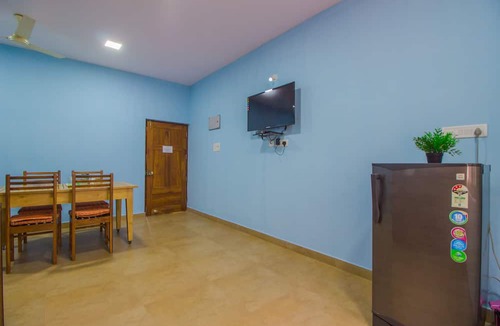 Santa Cruz Hotel | Super OYO Collection O Holy Cross Home