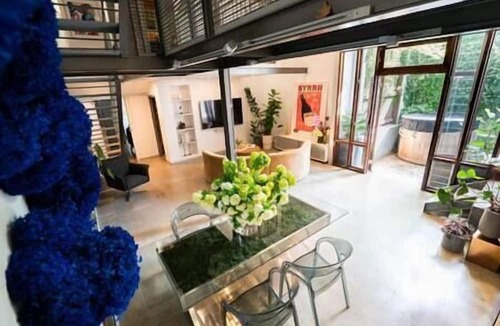 Woolloomooloo House | Industrial Warehouse Apartment