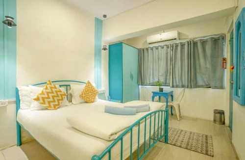 Santacruz West Hostel | Locomo Hostel Express - Stay Work Eat