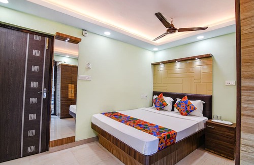 Chinar Park Hotel | Fabexpress Laxmi Inn