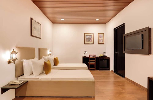 Harnai Hotel | Lemon Tree Hotel Dapoli