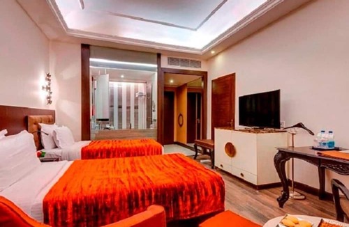 Park Street Hotel | The HHI Kolkata