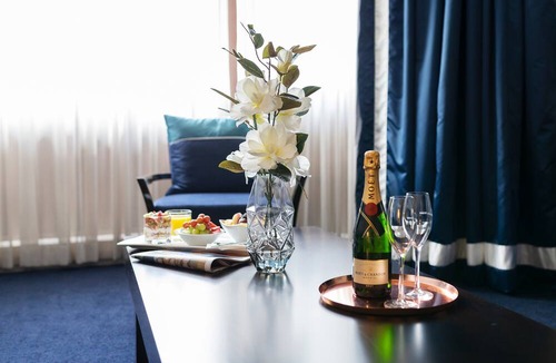Griffith Hotel | Ramada by Wyndham Diplomat Canberra