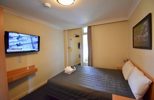 Cowra Hotel | Townhouse Motel