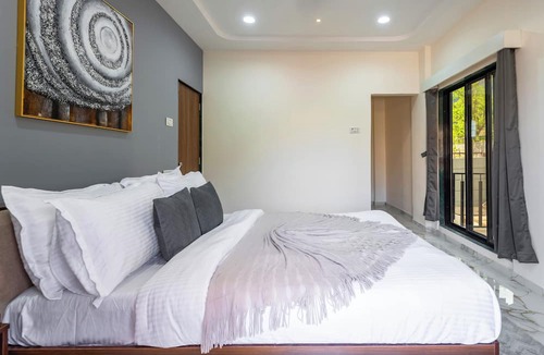Karjat Villa | Ansh Villa Luxury 4-BHK Pet-friendly