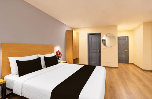 Paldi House | Classic Hotel Neelkanth inn
