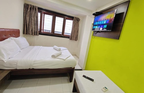 Dadar East Hotel | Sadguru Lodge Near Tata Hospital