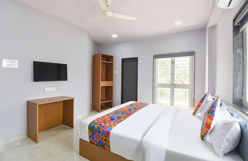Hadapsar Hotel | Fabhotel Ojas Inn
