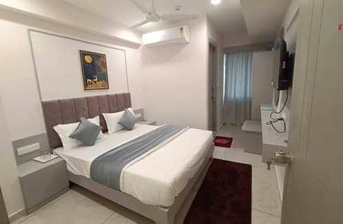Gandhinagar Hotel | Hotel Royal Sky