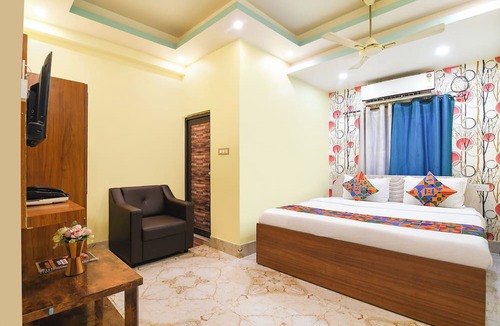 Madanpur Hotel | FabHotel Leechi Lodging & Fooding - Nr. AIIMS