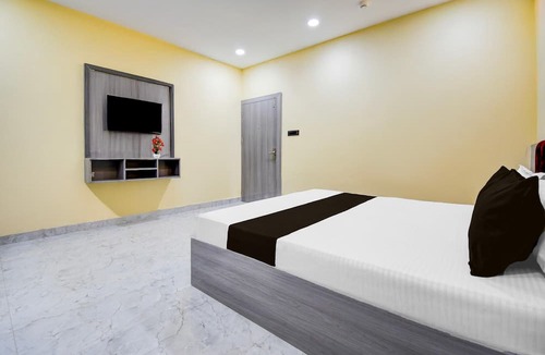 Gorakhpur House | Classic With Balcony Taramandal