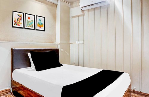 Clover Park House | Deluxe Viman Nagar Downtown Cilantro