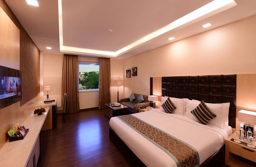 Jammu Hotel | Grand Plaza Lords Inn Jammu