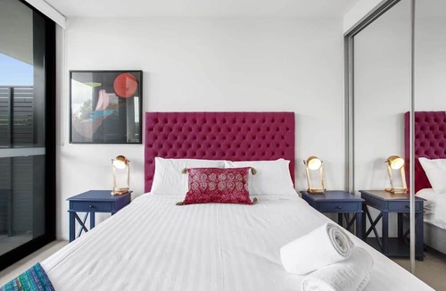 Kingston Apartment | Boutique Unit with Huge Terrace near Cafes & Shops