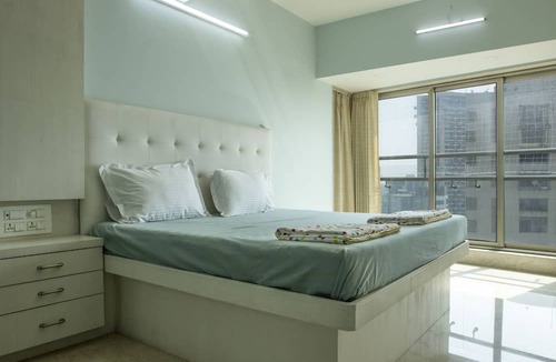 Jogeshwari West Apartment | Spacious 3BHK 220 sq.m. Apartment in the Heart of Mumbai at Andheri West