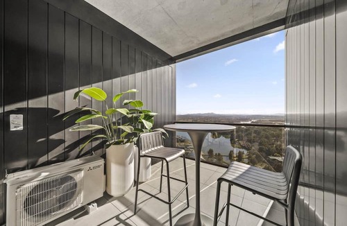 Belconnen Apartment | Refined 2-Bed With Luxurious Building Amenities