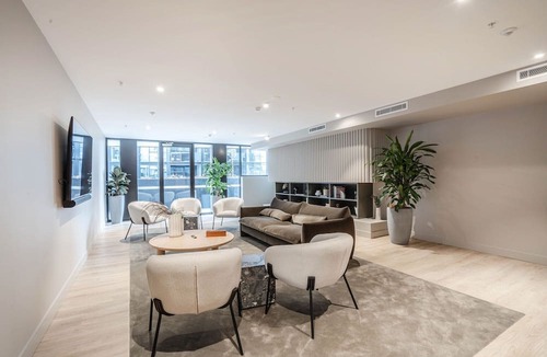 Phillip Apartment | Modern 2-Bed Apartment with Premium Amenities