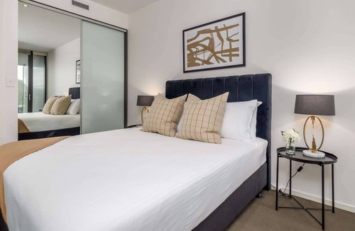 City East Apartment | Executive Balcony Apartment in Central Canberra