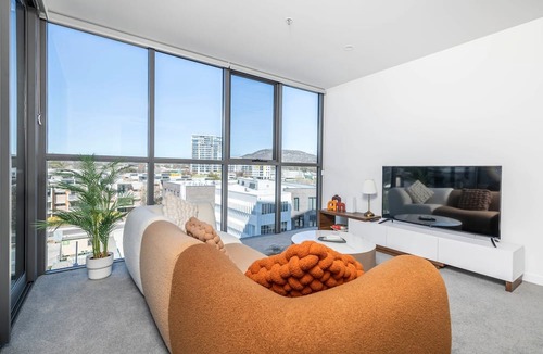 Phillip Apartment | Cloud Nine in Phillip Pool, Gym, Cinema ,Carpark