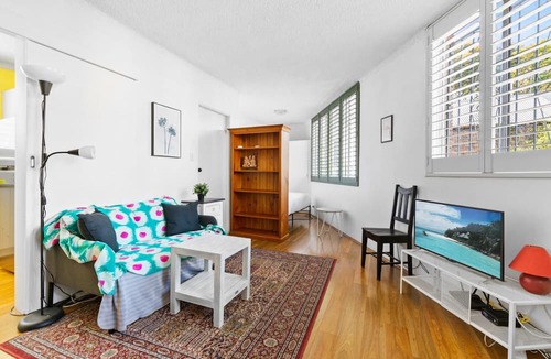 Surry Hills Apartment | Convenient Studio in Trendy Inner-City Suburb