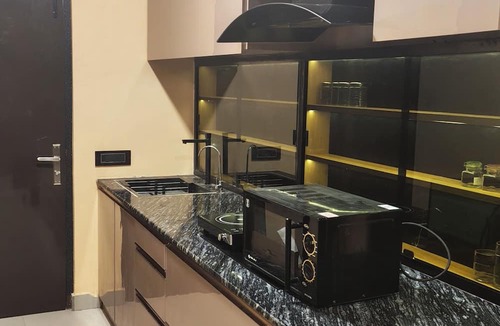 New Town Apartment | Cityscape, Siddha Xanadu, Newtown: Gym, pool, restaurant, garden, 24/7 security.