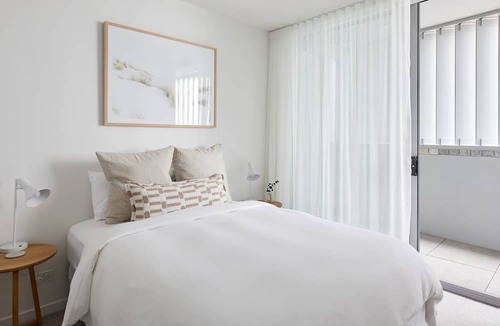 Newcastle Apartment | Amaya - holiday apartment by Follo