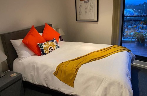 City East Apartment | Stunning 2BR Apt in the Heart of Canberra City