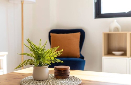 Shellharbour City Centre Apartment | Bright & Breezy Lakeview Retreat in Shellharbour