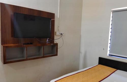 Vijayapura Hotel | Hotel Mayur Lodge