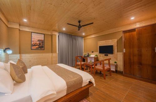 Theog Hotel | The Countryside Retreat I MICE I Vacations I Conference I Family Events I Open Air Terrace I Sky Bonfire I Kufri Shimla by Exotic Stays