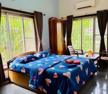 Parshwapuram Villa | The Palm Villa - The Dream Stays ll 4Ac Rooms ll Pvt Pool ll Pvt Big Garden ll Wi-Fi ll Tv
