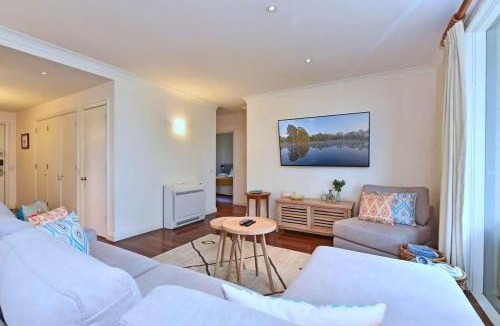 Pokolbin Villa | Villa 2br Bardolino Villa located within Cypress Lakes Resort