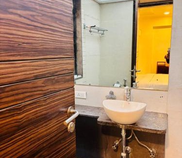 Akurdi Hotel | Hotel Silver Seven