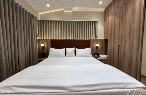 Khar Apartment | Rudraya Homes - Cozy Premium Serviced Apartments Khar - next to Bandra