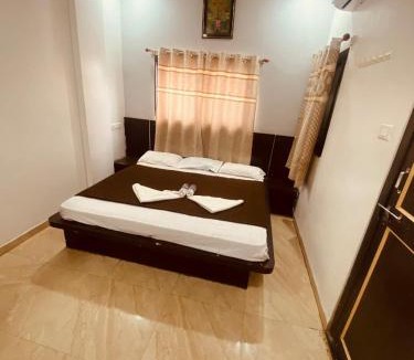 Tuljapur Hotel | Bbhakt niwas