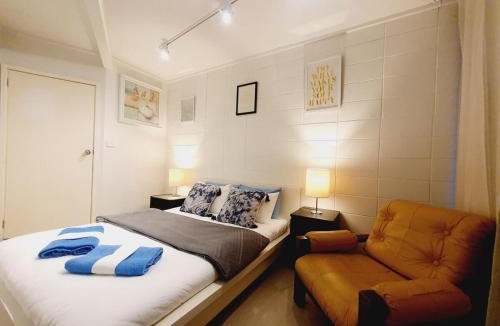 Molonglo Valley Apartment | Classic 2BR Guest Suite Near Lake with Garden Oasis