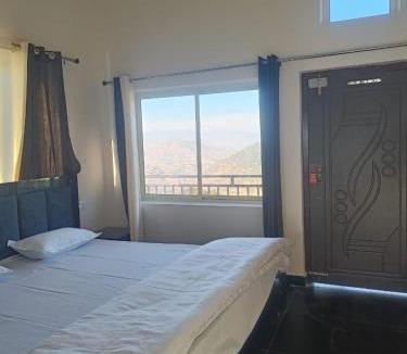 Chamba House | Happy Homestay and rooftop restaurant