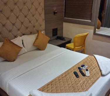 Masjid Bandar Hotel | Hotel Imperial Near Crawford Market & CSMT station