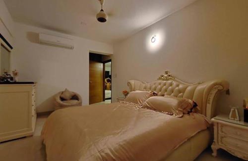 Dhanmondi Apartment | Prime location 3 Bed Room Apt in Dhanmondi 11A