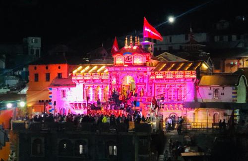 Kharsali Hotel | Hotel Him darshan