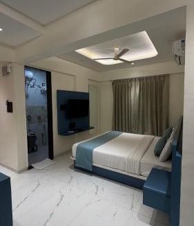 Baner Hotel | Palm Suites Baner- indian nationals only