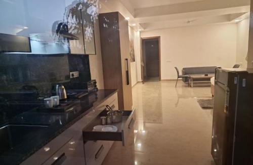 Sector 39 Apartment | Star Studio Service Apartment Near Medanta Hospital Gurgaon