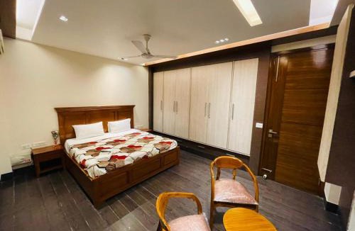 Saket Apartment | Fortune Home Bed N Breakfast- Sharing Homestay