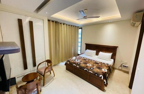 Saket Apartment | Fortune Home Bed N Breakfast- Sharing Homestay
